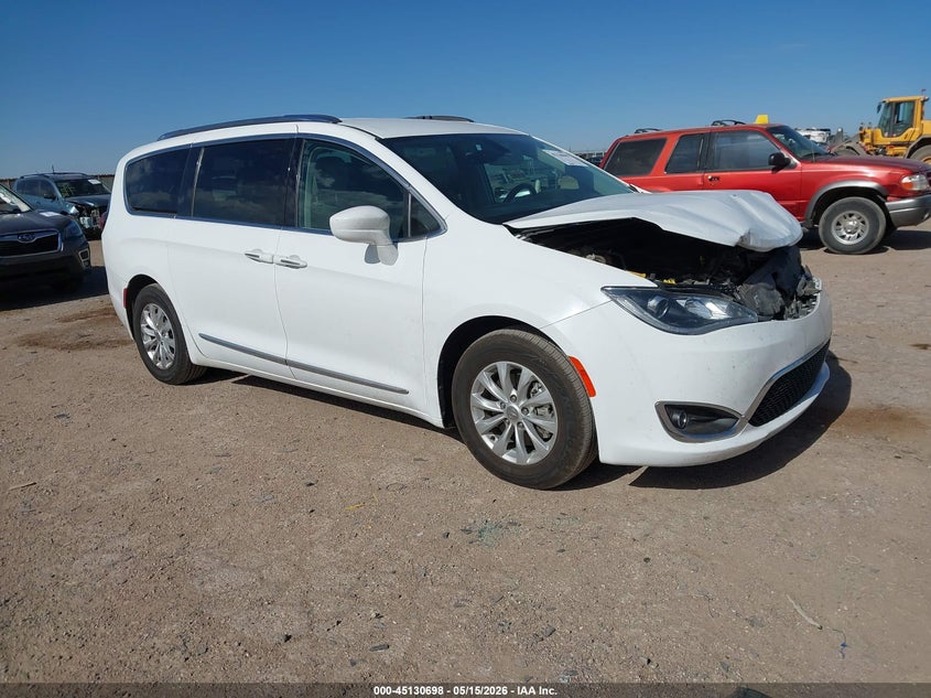 2019 CHRYSLER PACIFICA TOURING L | 2C4RC1BG4KR592784 | UPCARS