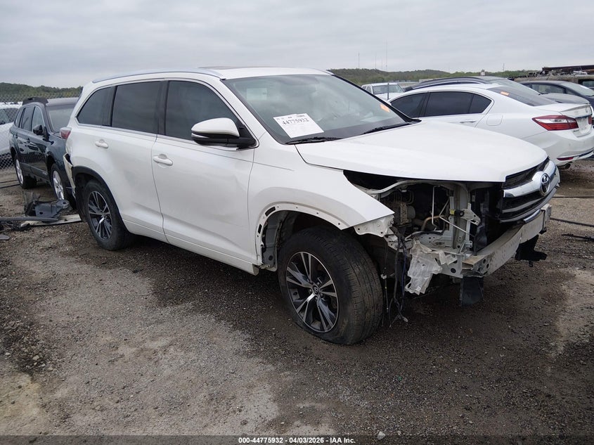2016 TOYOTA HIGHLANDER XLE V6 | 5TDJKRFH7GS332783 | UPCARS
