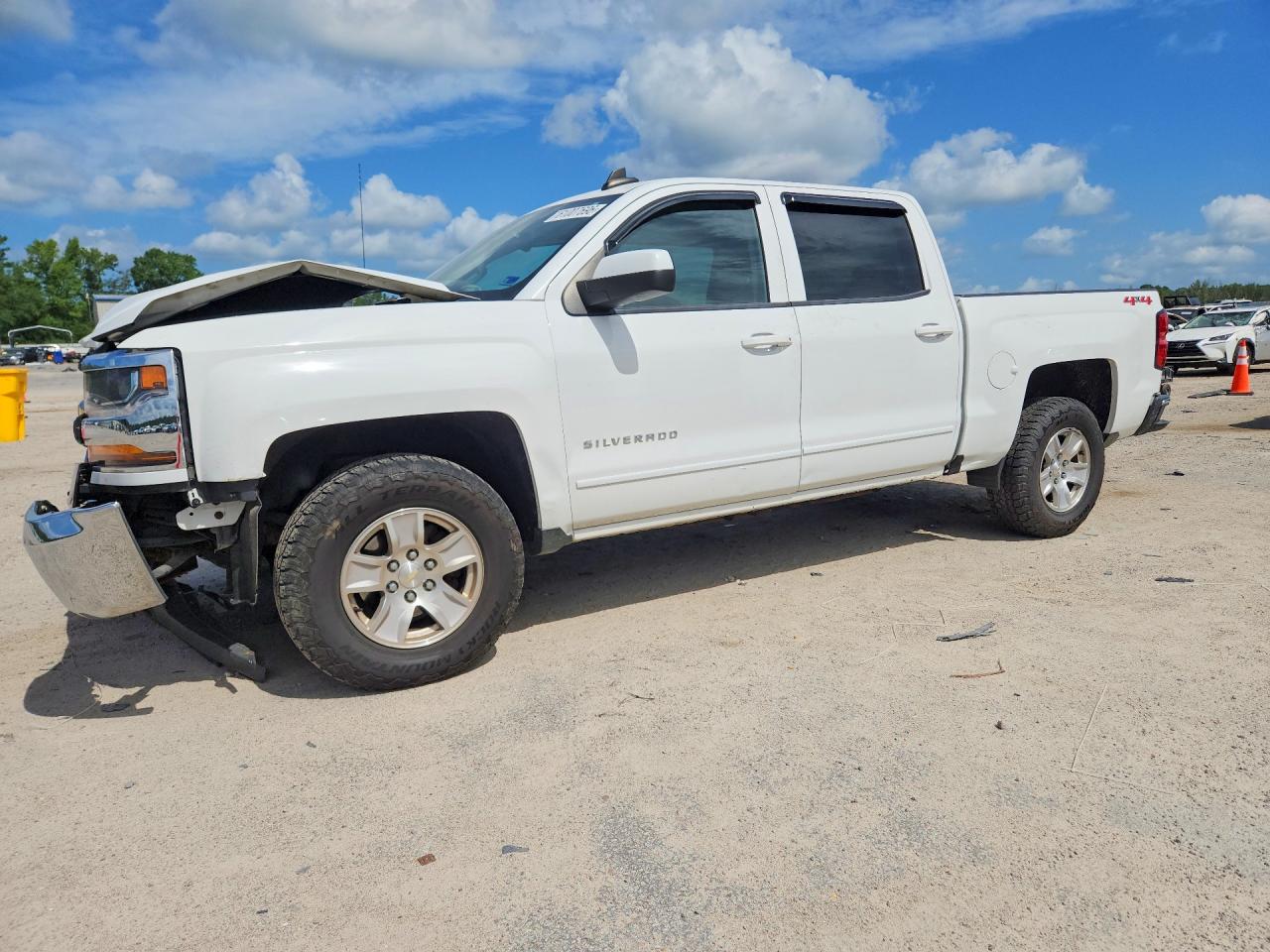 2018 CHEVROLET SILVERADO K1500 LT | 3GCUKREC5JG384390 | UPCARS