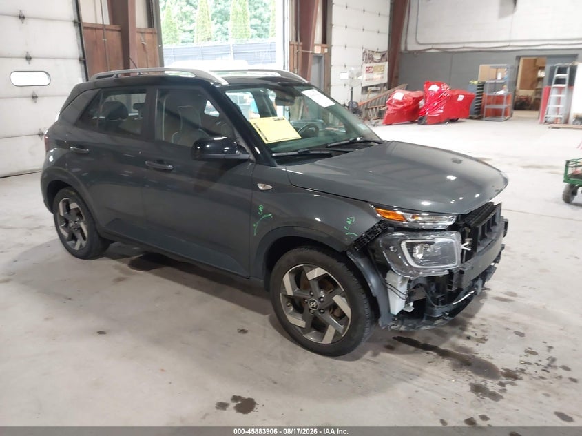 2024 HYUNDAI VENUE LIMITED | KMHRC8A32RU308004 | UPCARS