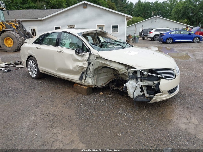 2016 LINCOLN MKZ | 3LN6L2G90GR621097 | UPCARS