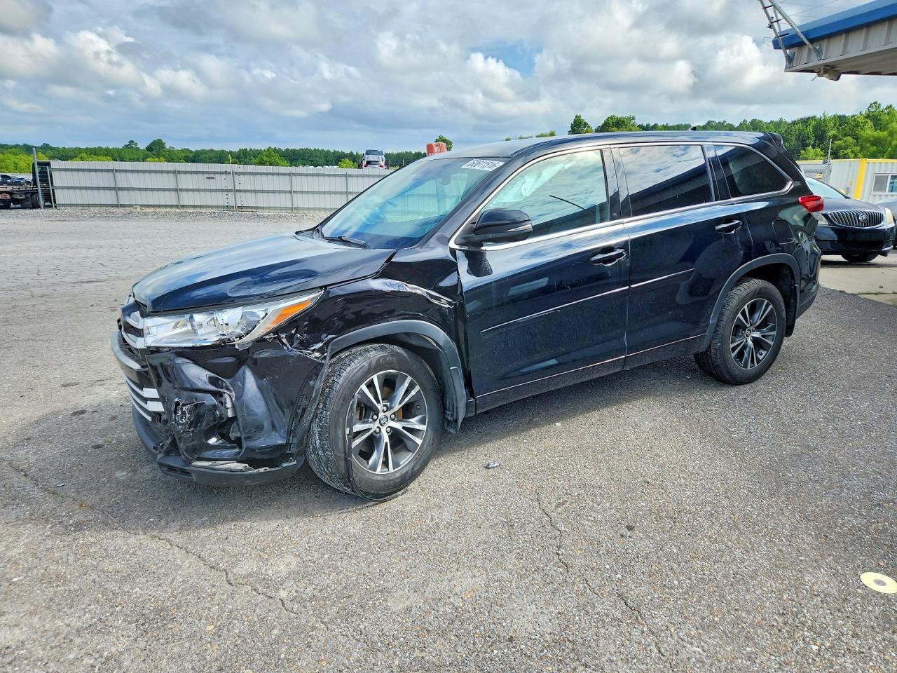 2017 TOYOTA HIGHLANDER LE PLUS | 5TDZZRFH5HS194399 | UPCARS