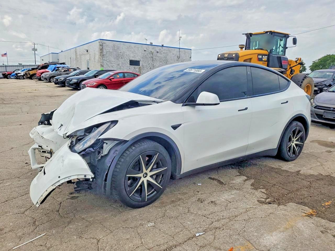 2021 TESLA MODEL Y | 5YJYGDEE4MF076015 | UPCARS