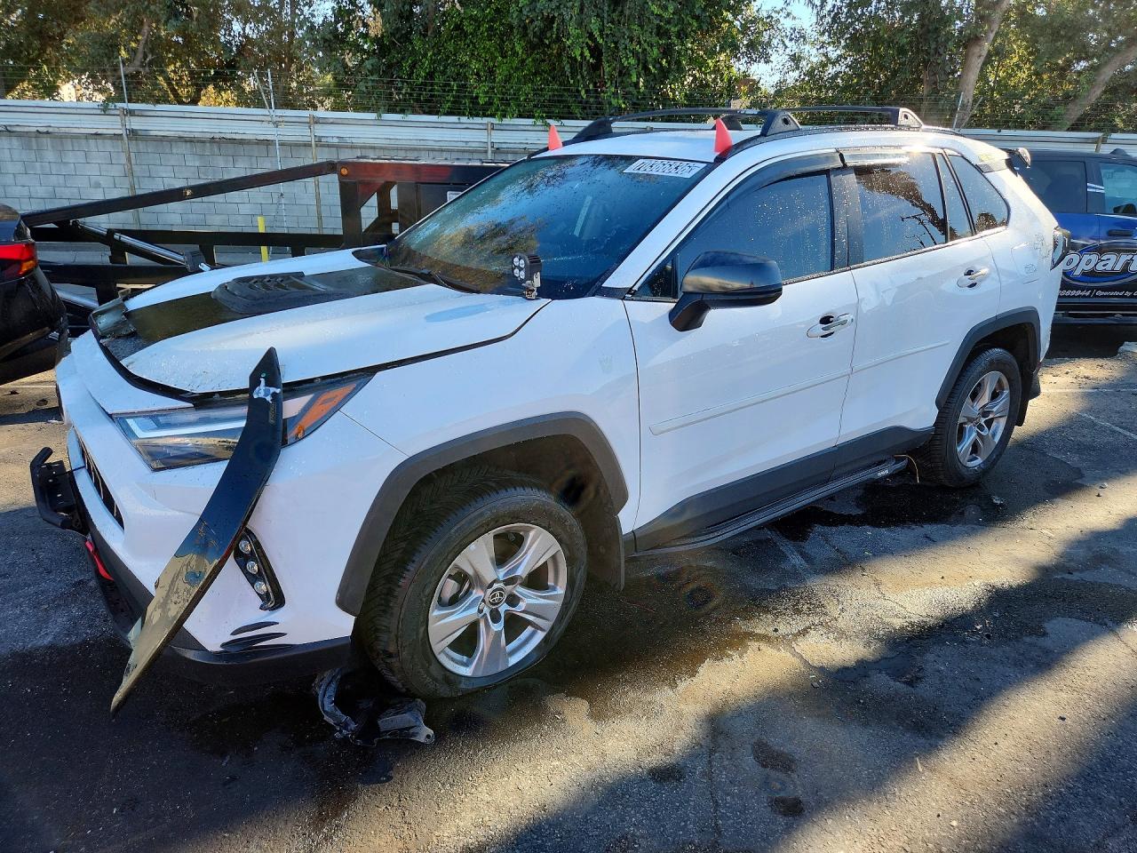 2023 TOYOTA RAV4 XLE | 2T3W1RFV9PC227208 | UPCARS