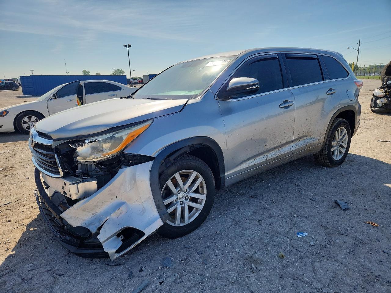 2014 TOYOTA HIGHLANDER LE | 5TDZARFH9ES006356 | UPCARS