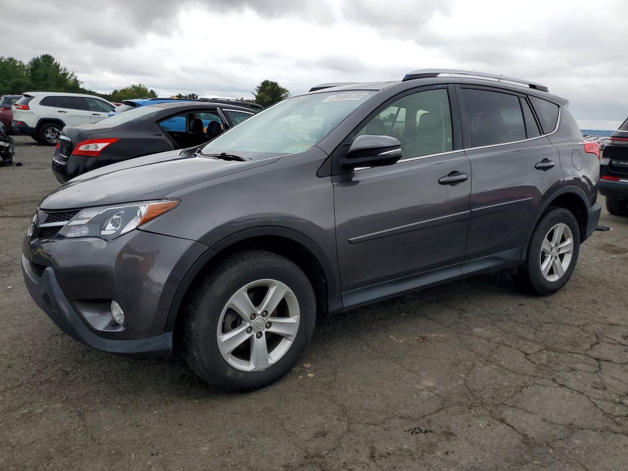 2014 TOYOTA RAV4 XLE | JTMRFREV5EJ005730 | UPCARS