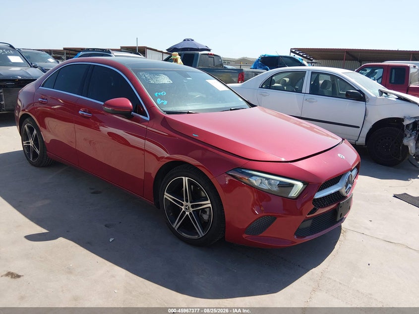 2021 MERCEDES-BENZ A 220 | W1K3G4EB5MJ301461 | UPCARS