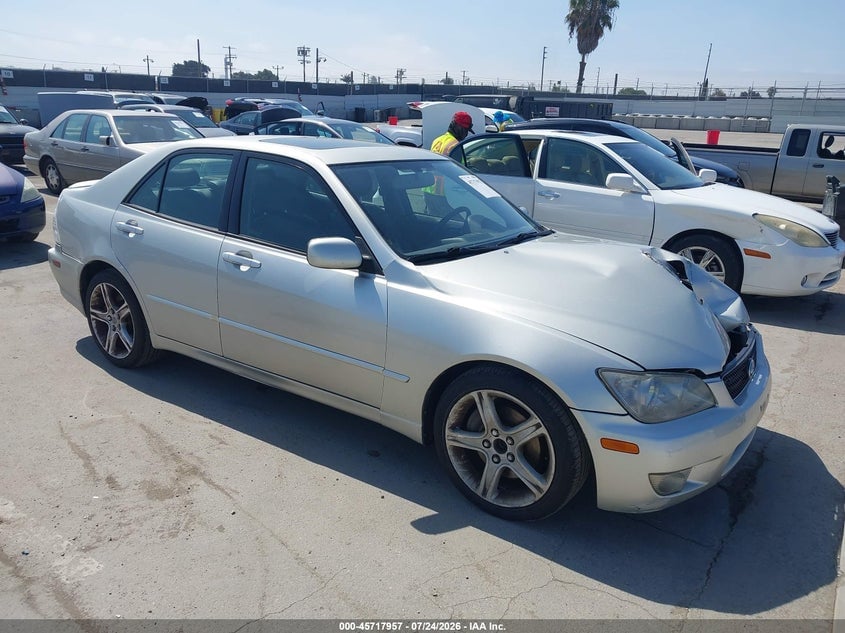 2004 LEXUS IS 300 | JTHBD192240082874 | UPCARS
