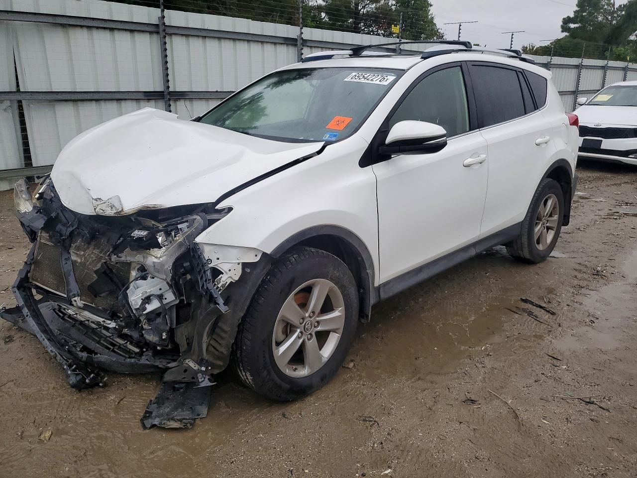 2015 TOYOTA RAV4 XLE | JTMRFREV6FD151912 | UPCARS