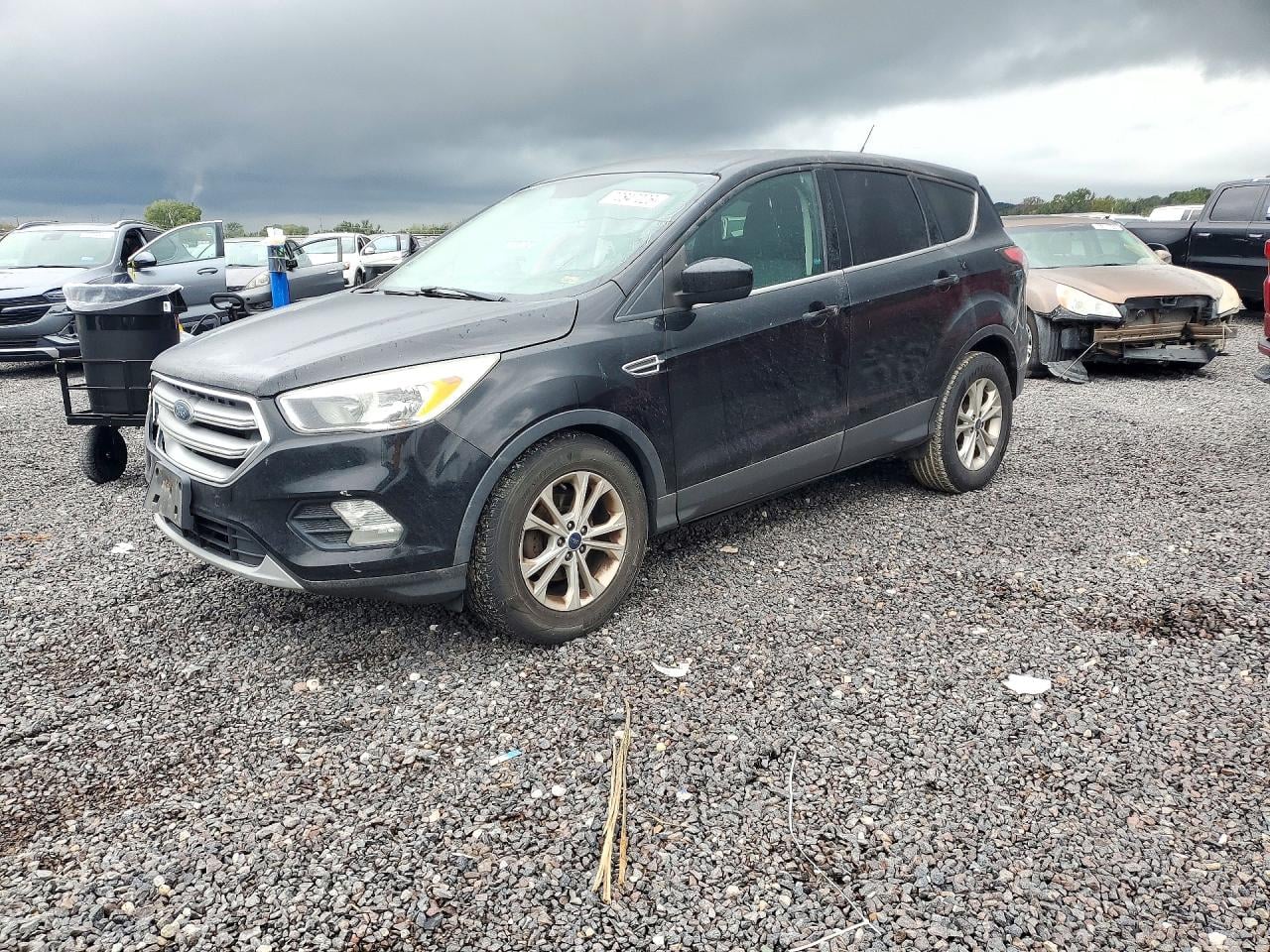 2017 FORD ESCAPE SE | 1FMCU0GD6HUB03871 | UPCARS