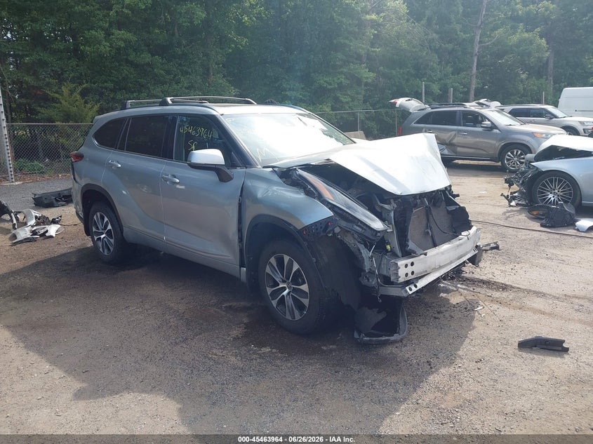 2021 TOYOTA HIGHLANDER XLE | 5TDGZRBH0MS555397 | UPCARS