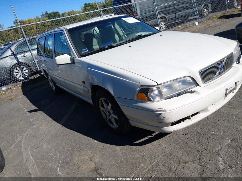 2000 VOLVO V70 SE | YV1LW61J0Y2644548 | UPCARS