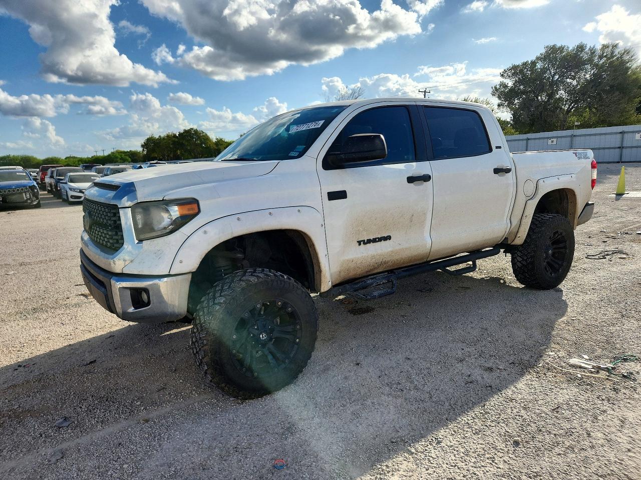 2020 TOYOTA TUNDRA SR5 | 5TFDY5F1XLX904389 | UPCARS