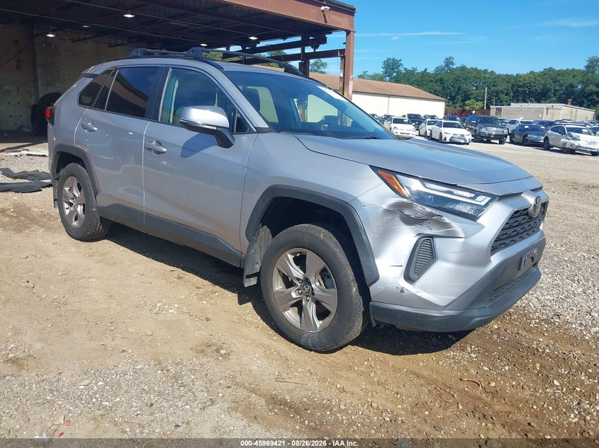 2024 TOYOTA RAV4 XLE | 2T3P1RFV1RC442881 | UPCARS