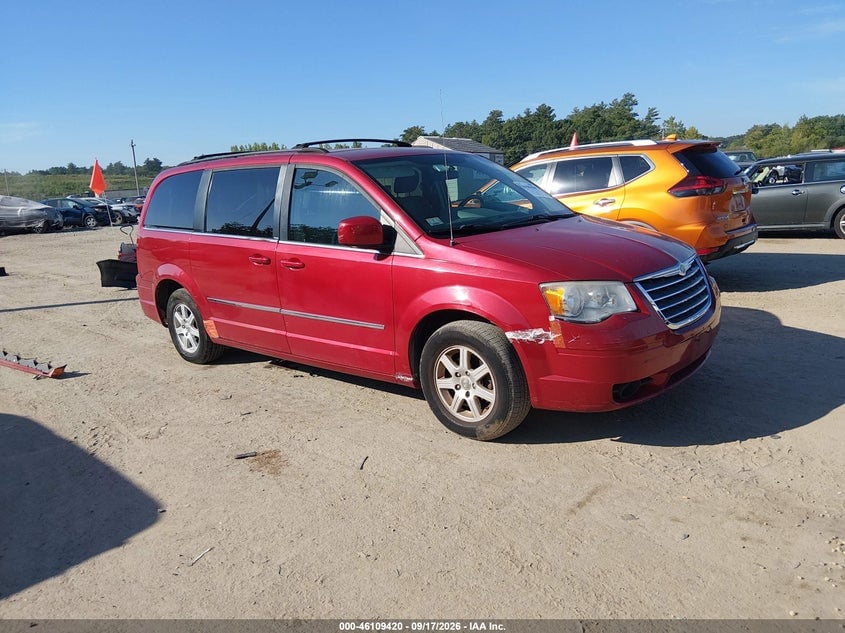 2010 CHRYSLER TOWN & COUNTRY TOURING | 2A4RR5D18AR136827 | UPCARS