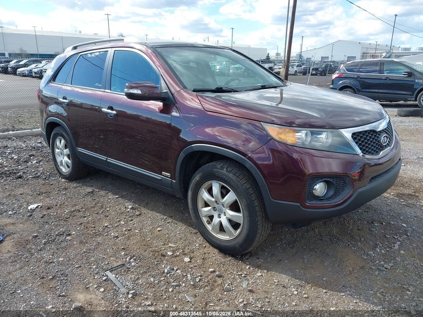2012 KIA SORENTO LX | 5XYKTDA69CG235408 | UPCARS