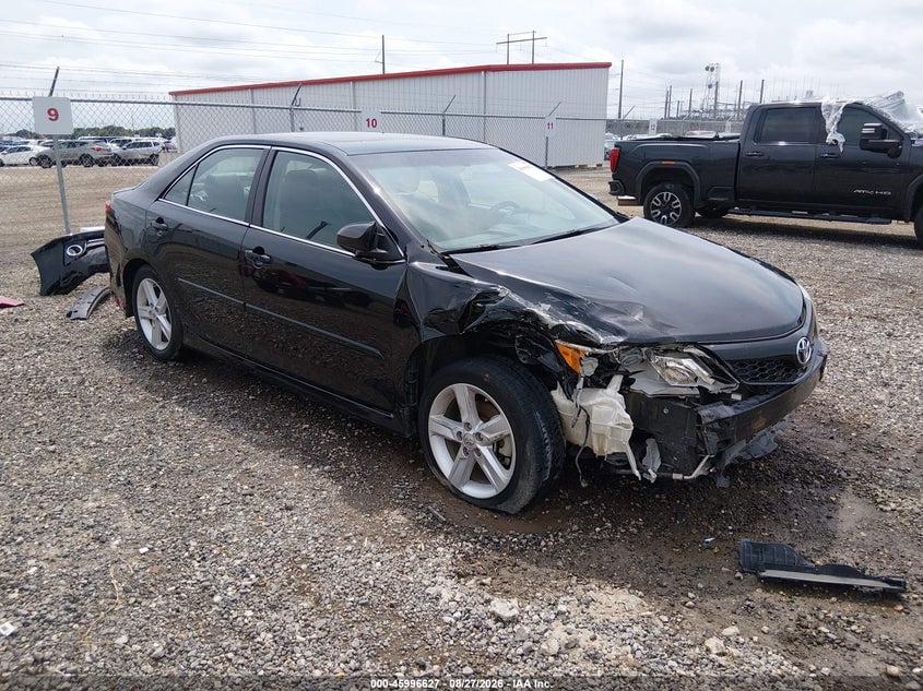 2014 TOYOTA CAMRY SE | 4T1BF1FK2EU829525 | UPCARS