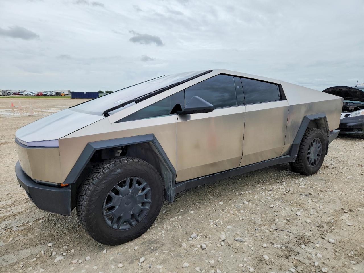 2024 TESLA CYBERTRUCK | 7G2CEHED0RA033338 | UPCARS