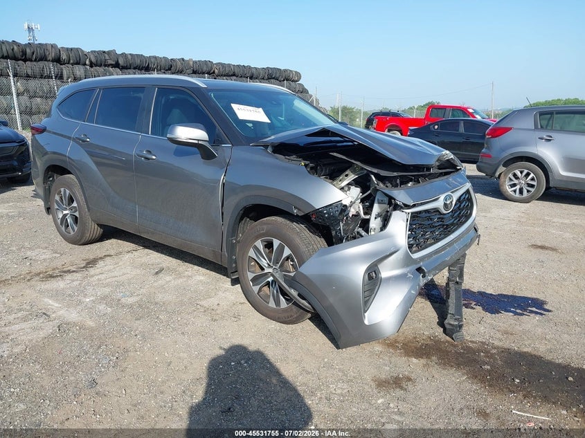 2025 TOYOTA HIGHLANDER XLE | 5TDKDRBH4SS581443 | UPCARS