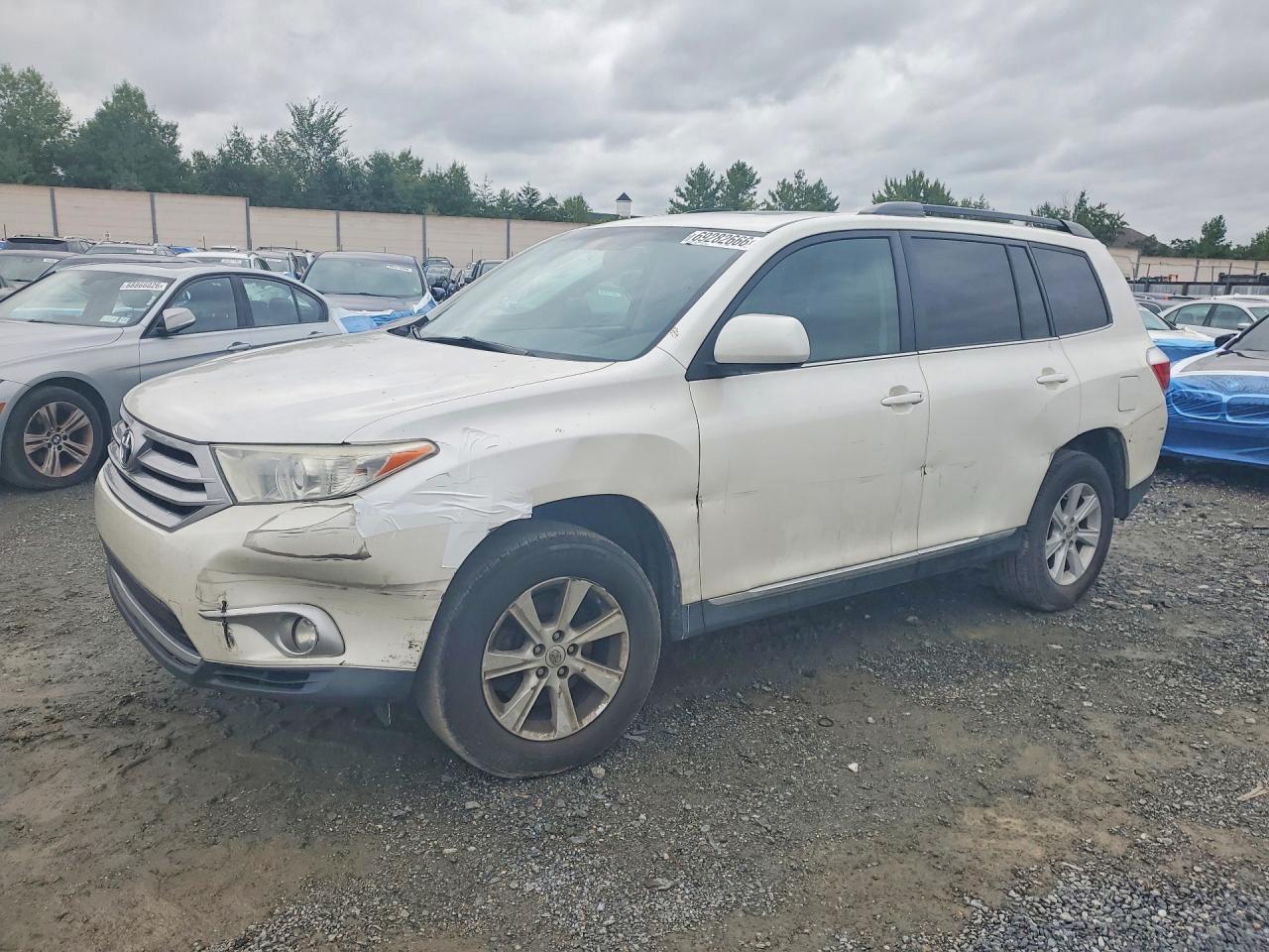 2013 TOYOTA HIGHLANDER SE | 5TDZK3EHXDS112812 | UPCARS