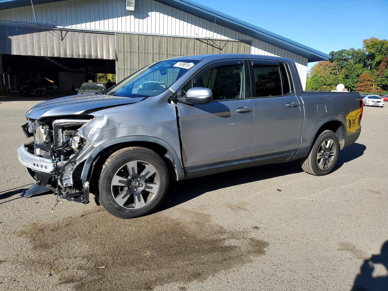 2017 HONDA RIDGELINE RTL | 5FPYK3F63HB027014 | UPCARS