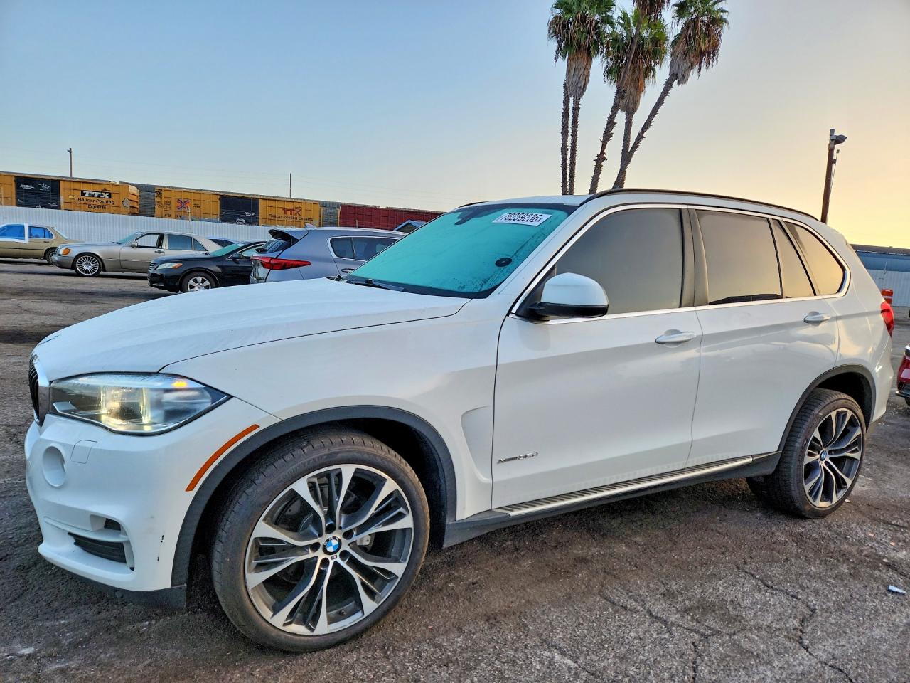 2015 BMW X5 XDRIVE35D | 5UXKS4C56F0N05663 | UPCARS