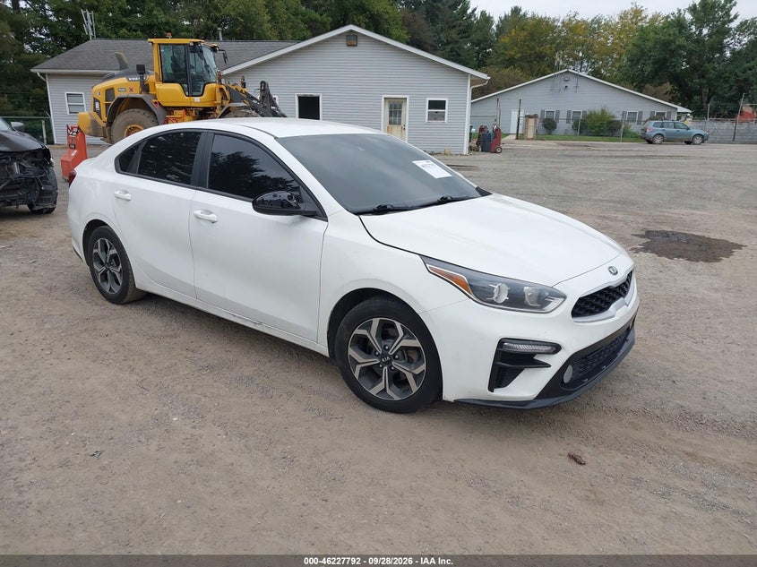 2021 KIA FORTE LXS | 3KPF24AD6ME283241 | UPCARS