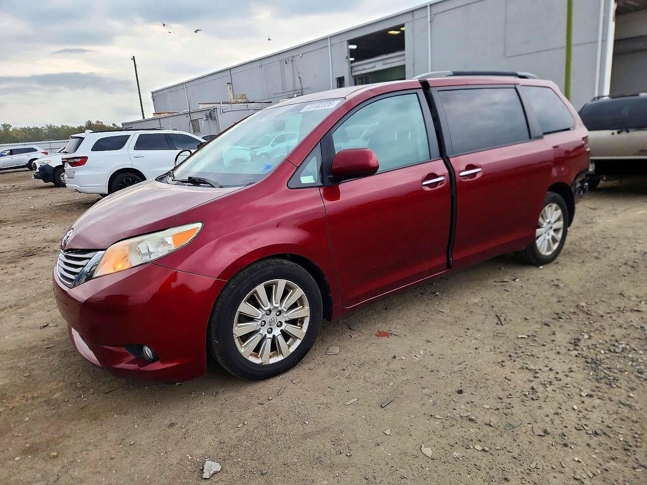 2015 TOYOTA SIENNA XLE 7-PASSENGER | 5TDDK3DC1FS094414 | UPCARS