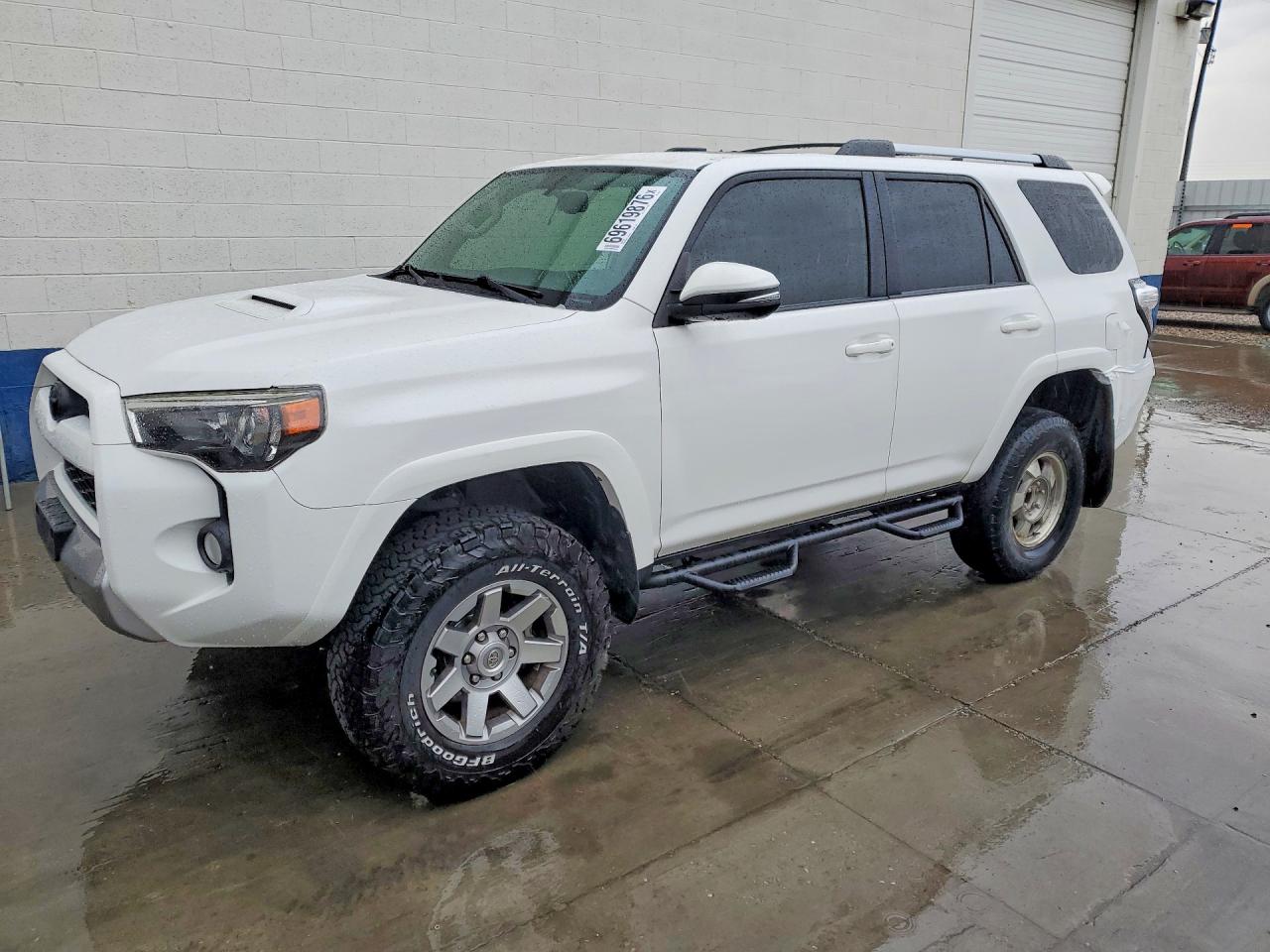 2016 TOYOTA 4RUNNER TRAIL PREMIUM | JTEBU5JR3G5366597 | UPCARS