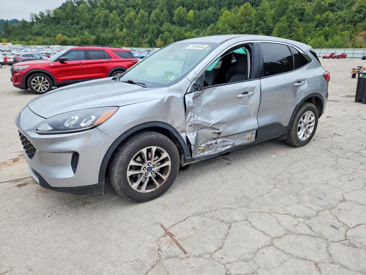 2022 FORD ESCAPE SE | 1FMCU9G64NUA72606 | UPCARS