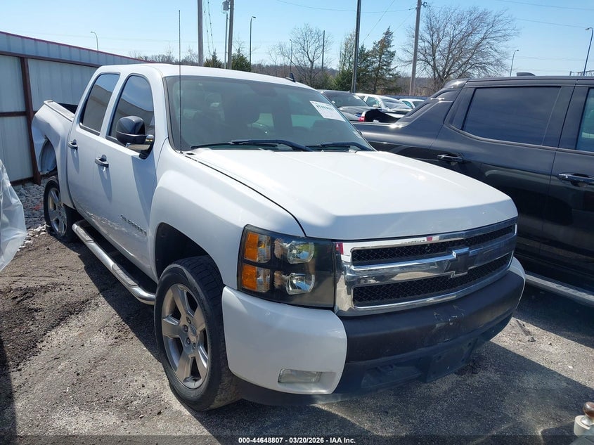 2008 CHEVROLET SILVERADO 1500 LT1 | 2GCEC130581167596 | UPCARS