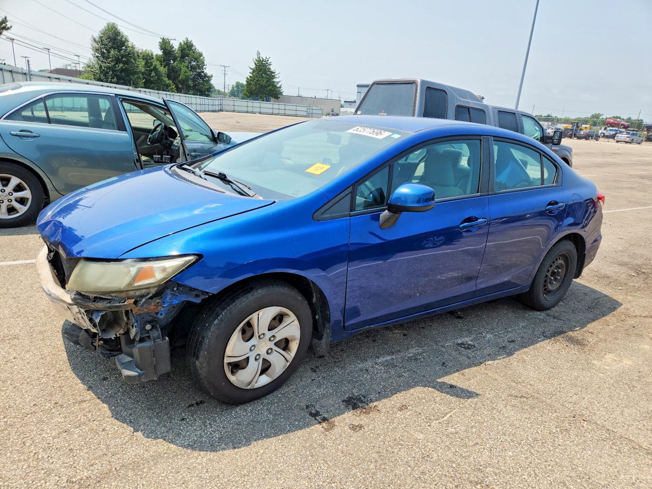 2013 HONDA CIVIC LX | 19XFB2F55DE062221 | UPCARS