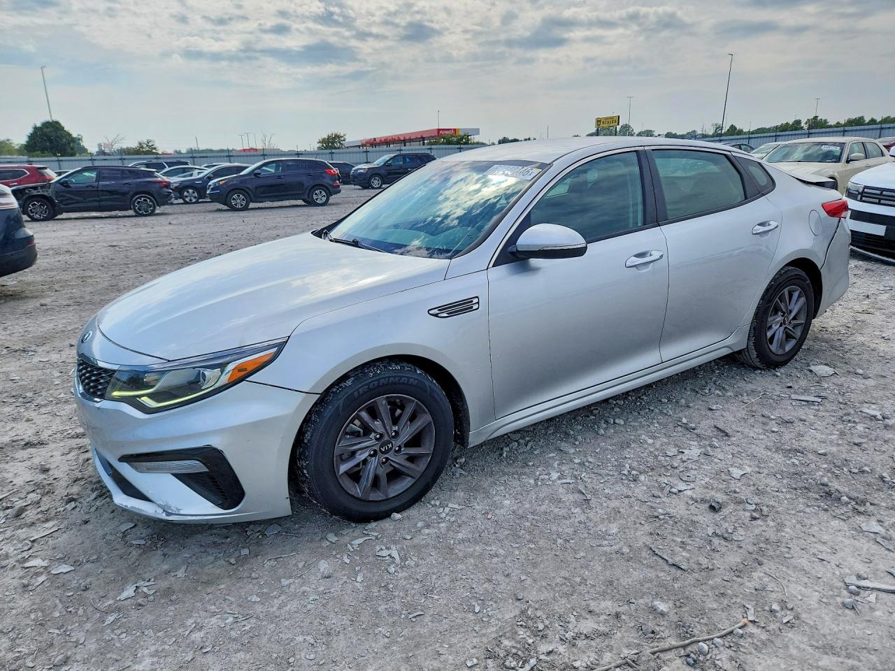 2020 KIA OPTIMA LX | 5XXGT4L37LG431327 | UPCARS
