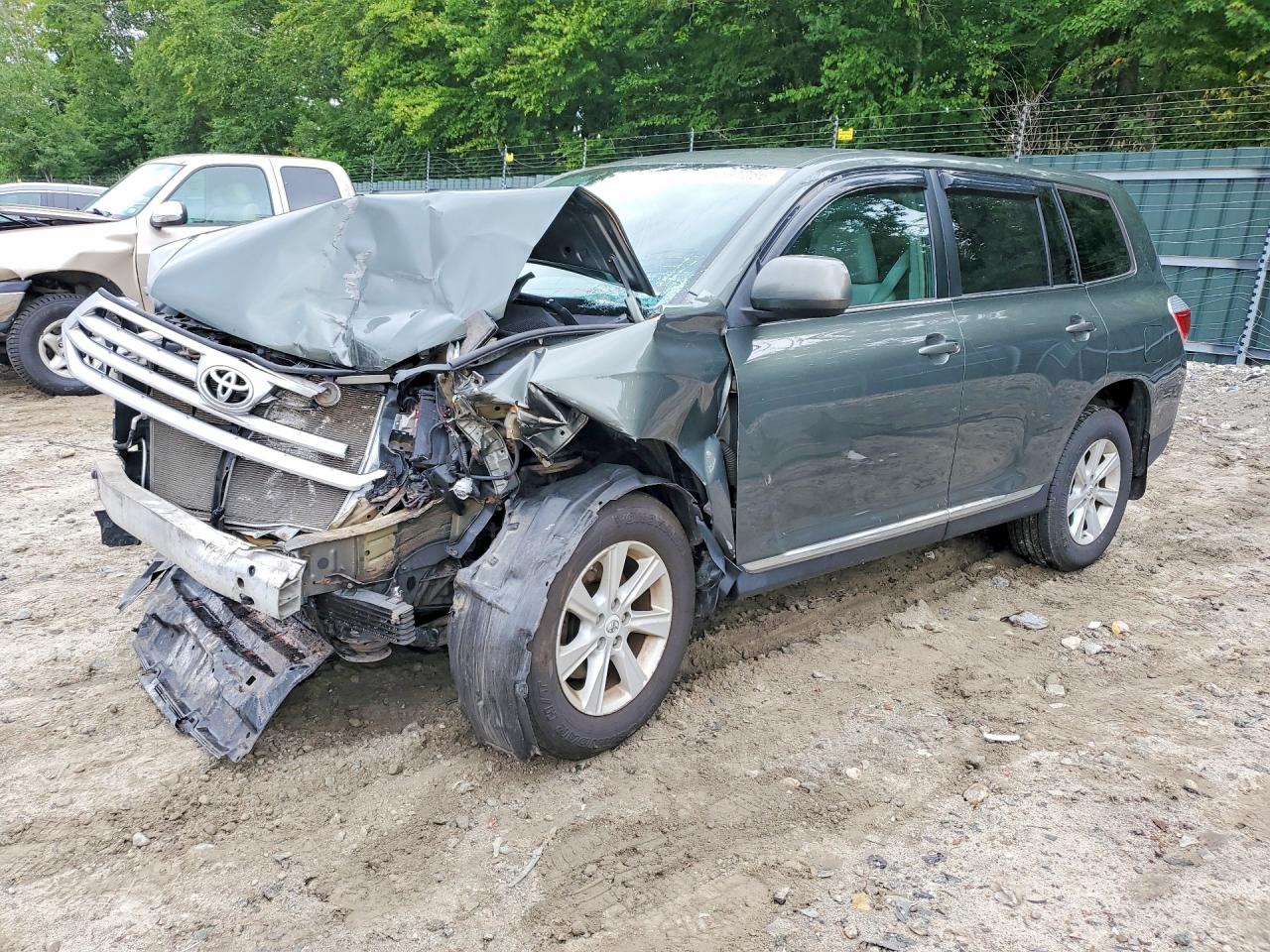 2013 TOYOTA HIGHLANDER BASE | 5TDBK3EH4DS210770 | UPCARS