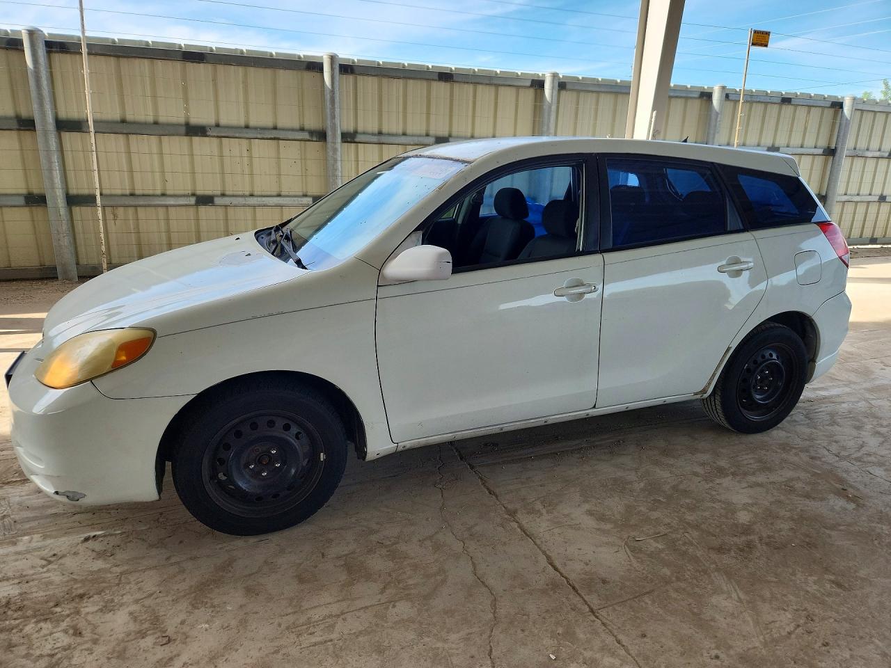 2004 TOYOTA MATRI XR | 2T1KR32E34C262146 | UPCARS