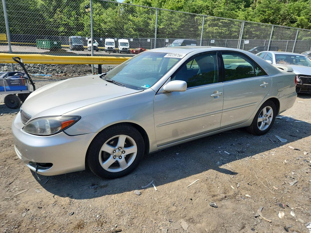 2004 TOYOTA CAMRY SE | 4T1BE32KX4U817982 | UPCARS