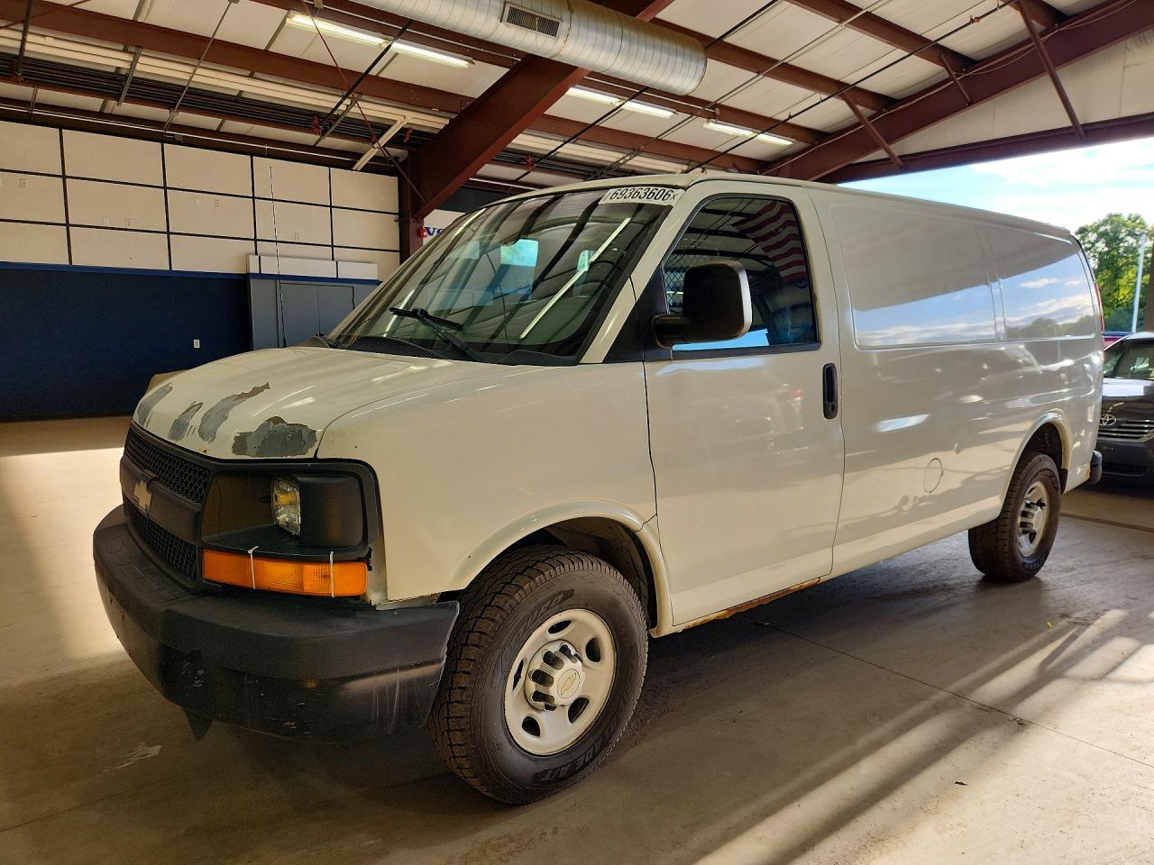 2011 CHEVROLET EXPRESS | 1GCWGFFA0B1127272 | UPCARS