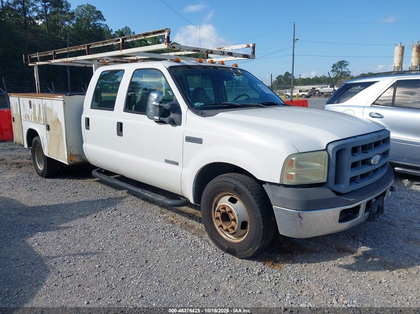 2007 FORD F-350 CHASSIS LARIAT/XL/XLT | 1FDWW36P67EA03606 | UPCARS