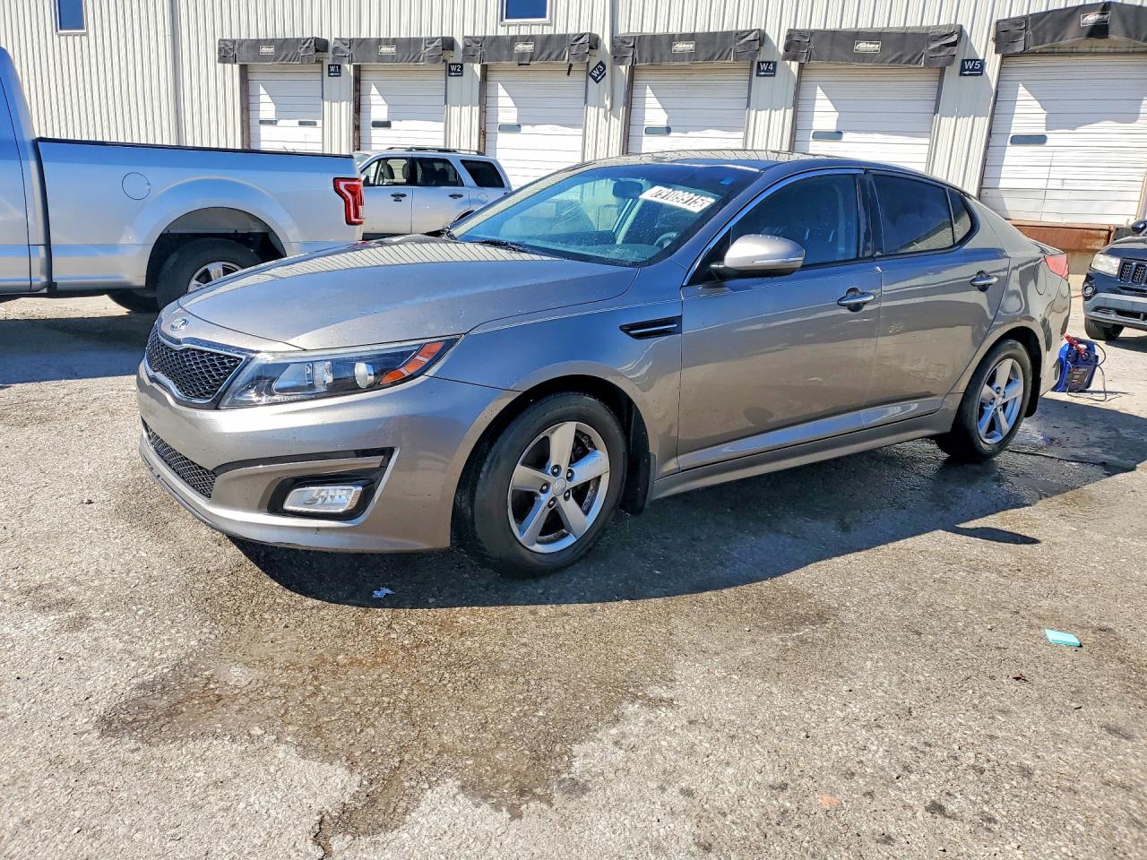 2015 KIA OPTIMA LX | 5XXGM4A77FG468286 | UPCARS