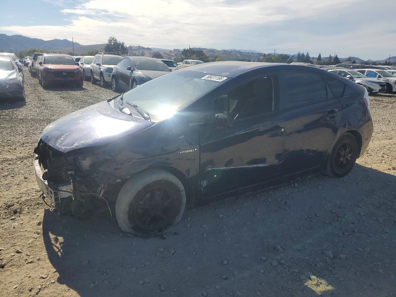 2014 TOYOTA PRIUS TWO | JTDKN3DU3E1751457 | UPCARS