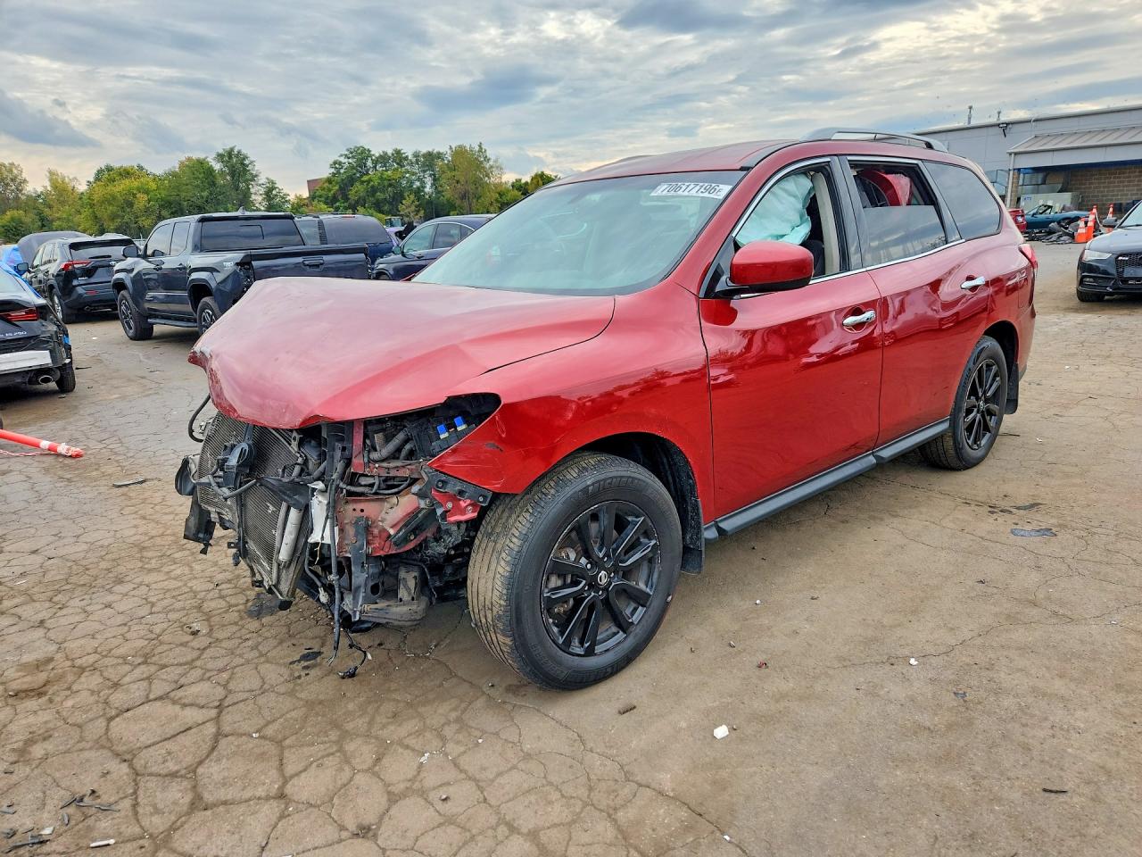2015 NISSAN PATHFINDER SV | 5N1AR2MM3FC711021 | UPCARS