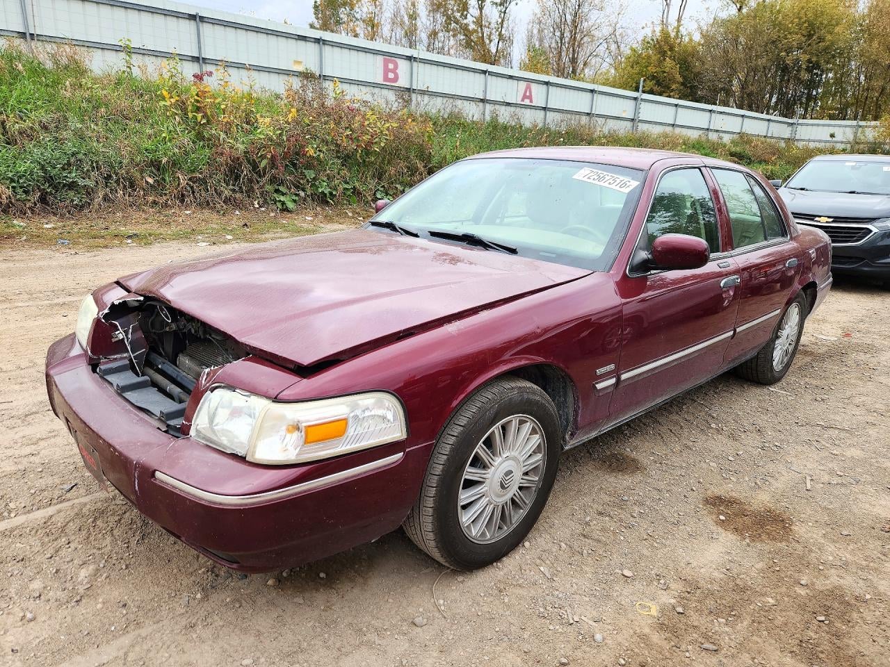 2011 MERCURY GRMARQUIS LS | 2MEBM7FV6BX603353 | UPCARS
