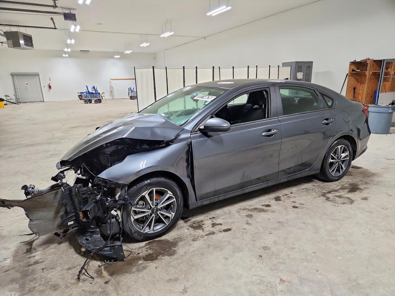 2024 KIA FORTE LXS | 3KPF24AD7RE751601 | UPCARS
