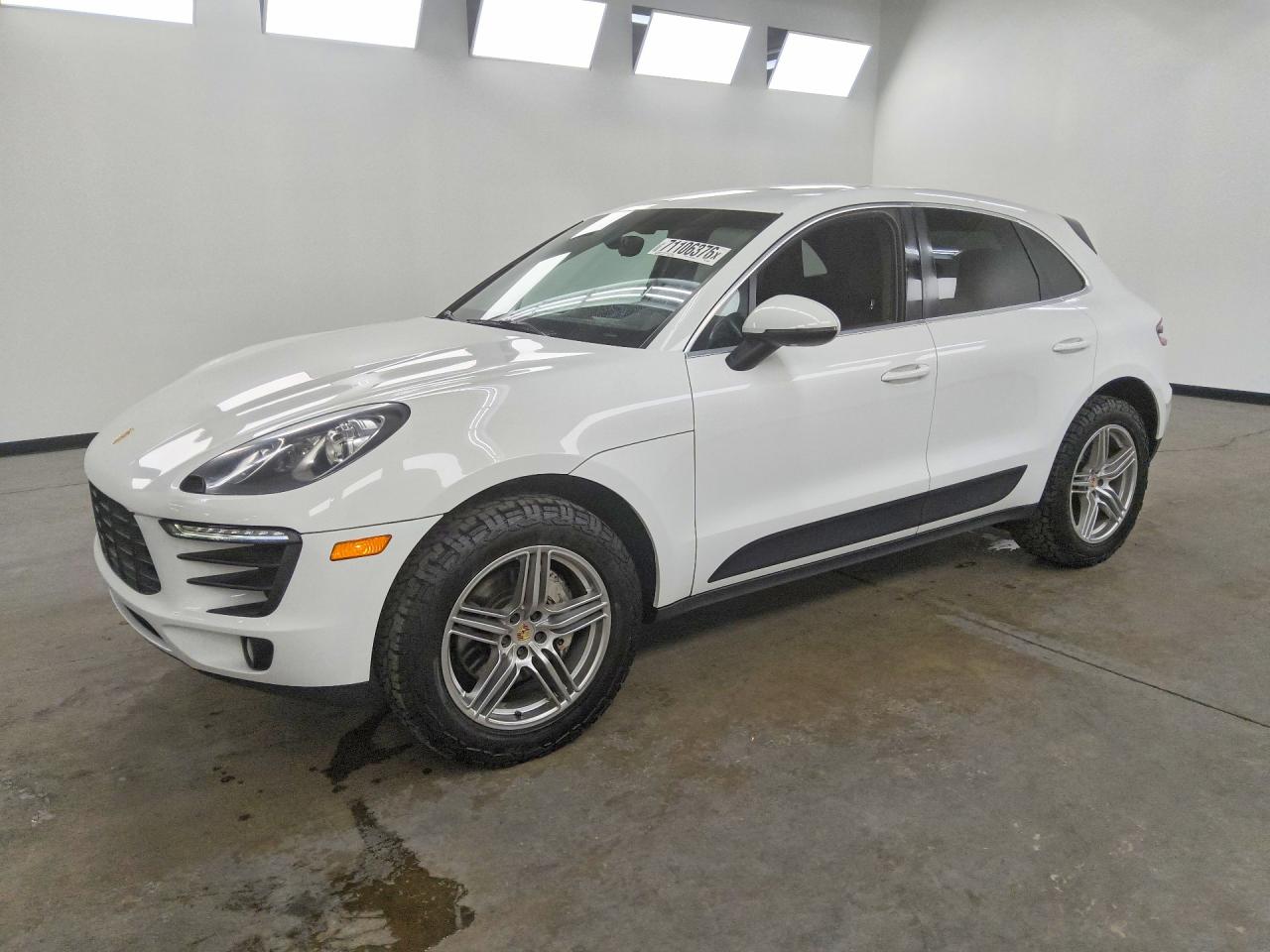 2015 PORSCHE MACAN S | WP1AB2A56FLB50916 | UPCARS