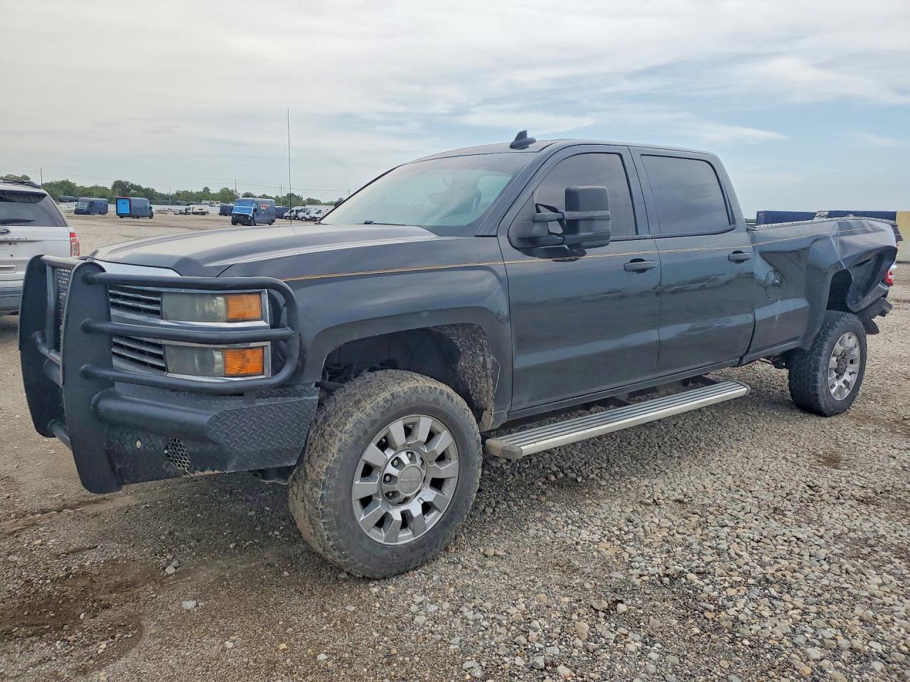 2016 CHEVROLET SILVERADO K2500 HEAVY DUTY | 1GC1KUE82GF136156 | UPCARS