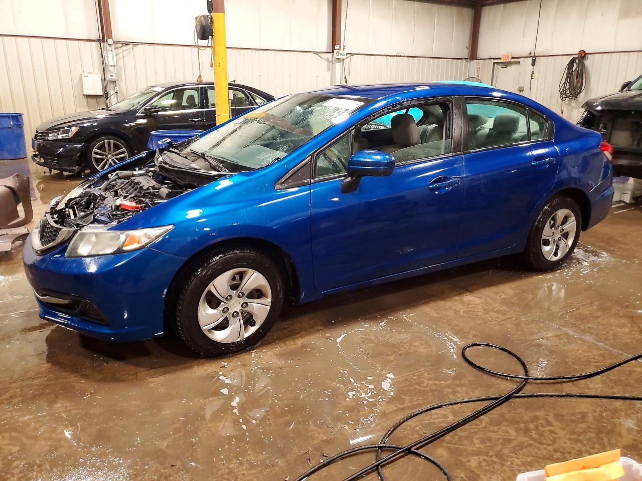 2014 HONDA CIVIC LX | 19XFB2F52EE270350 | UPCARS