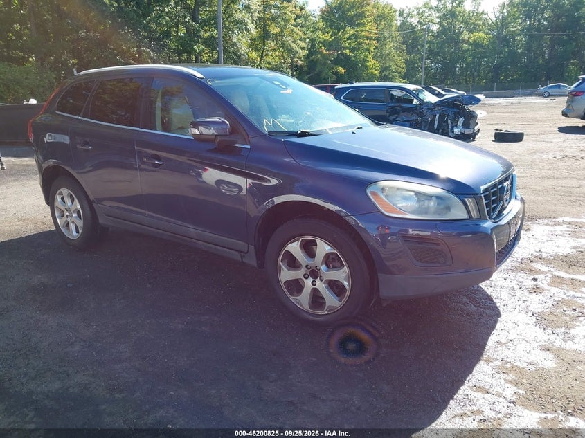 2013 VOLVO XC60 3.2 PLATINUM/3.2 PREMIER PLUS/3.2L/3.2L PREMIER | YV4952DL4D2387894 | UPCARS