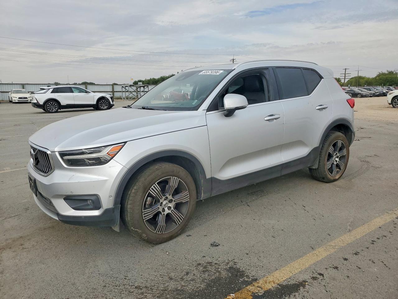 2019 VOLVO XC40 T5 INSCRIPTION | YV4162ULXK2056552 | UPCARS
