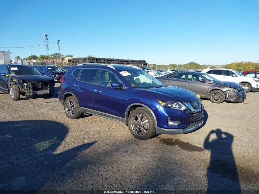 2017 NISSAN ROGUE SL | 5N1AT2MV6HC780847 | UPCARS