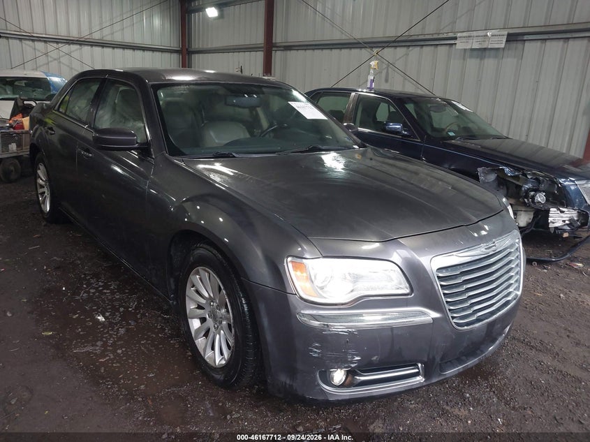 2013 CHRYSLER 300 MOTOWN | 2C3CCAAG6DH551626 | UPCARS
